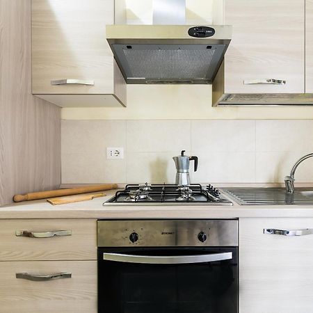 Guest House Marconi Рим Екстер'єр фото