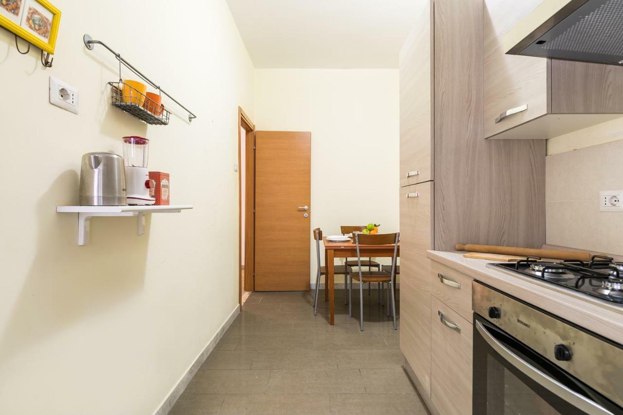 Guest House Marconi Рим Екстер'єр фото